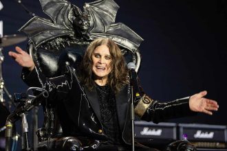 Ozzy Osbourne meninggal dunia