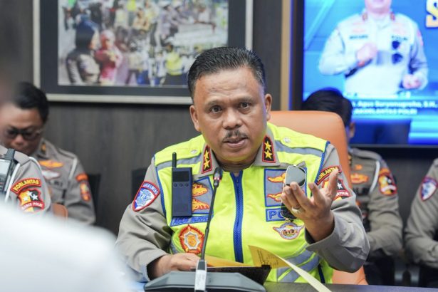 Kakorlantas Polri Irjen Pol Drs. Agus Suryonugroho