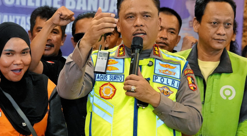 kolaborasi polantas dengan komunitas ojek online di Banjarmasin